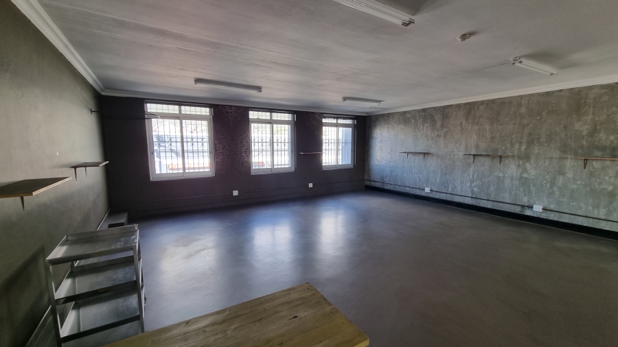 To Let Commercial Property for Rent in Woodstock Western Cape
